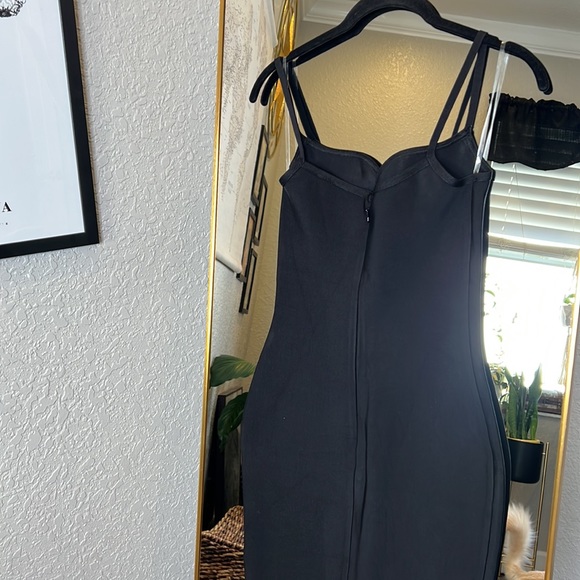 HOUSE OF CB 'Domenica' Black Sweetheart Neckline Bandage Dress NWOT - Picture 12 of 13